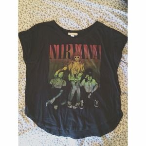 ♡GRUNGE NIRVANA TOP♡