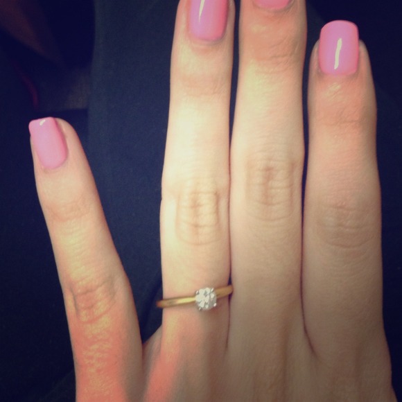 Real 14k diamond engagment ring