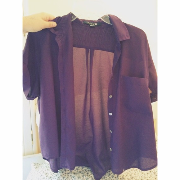 ♡PURPLE SHEER TOP♡ - Picture 1 of 2