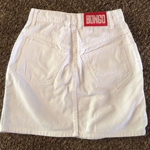 A white Bongo skirt/skirt with buttons