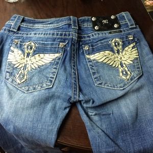 Miss Me jeans and crop bundle for ajsjewelry