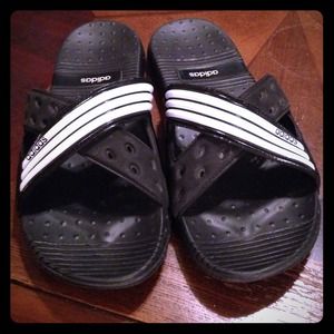 Size 6 Adidas slip ons