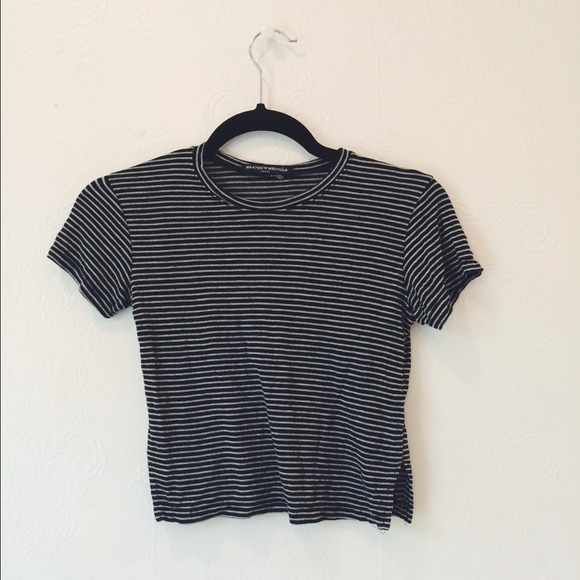 NWOT brandy melville striped crop