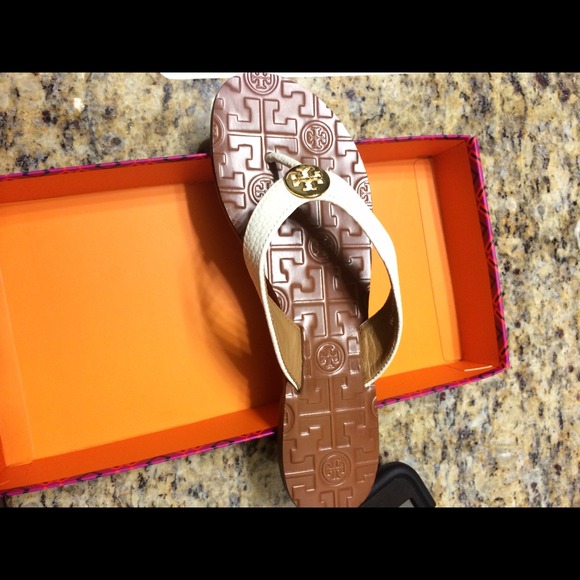 Tory Burch Thora Leather Sandal size 7