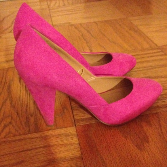 barbie pink heels