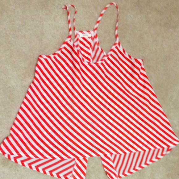 🚫BUNDLED🚫Red and White Striped Flowy Tank Top