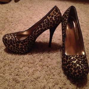 Sparkly Cheetah High Heels