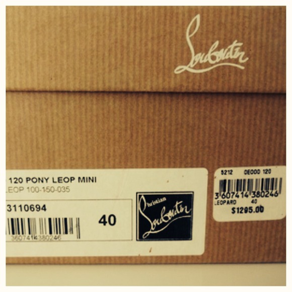 💕Christian Louboutin Pumps💕 - Picture 3 of 3