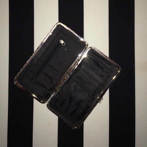 Houndstooth Wallet - Picture 2 of 2