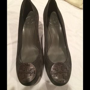 Tory Burch Suede Gray wedges Size 6.5