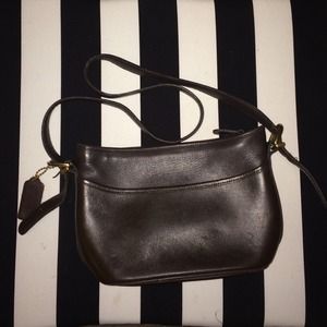 Dark Brown Vintage Coach Purse👑