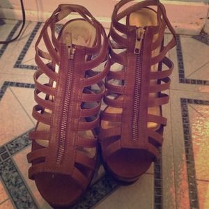 Tan Jessica Simpson wedges