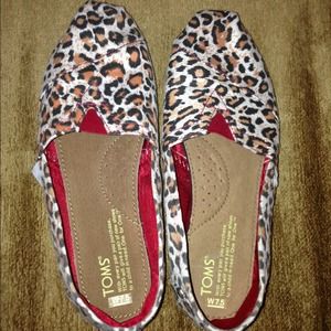 Cheetah TOMS With Red Accents