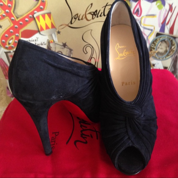 gently used christian louboutin shoes gently used christian louboutin shoes