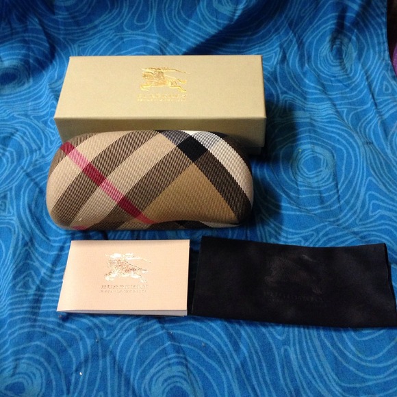 New Burberry Sunglass Case