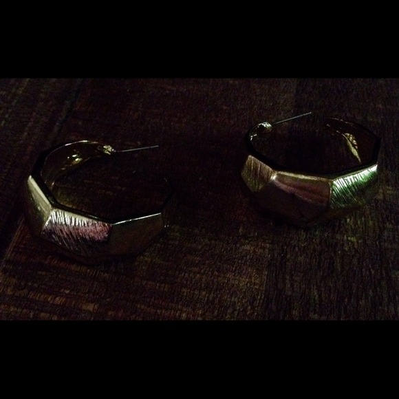 Chunky Gold Earings