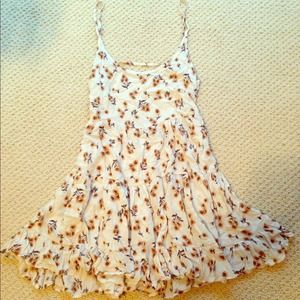 Brandy Melville Jada White Sunflower Dress!