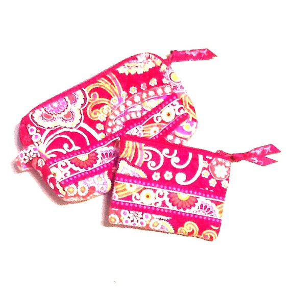 Vera Bradley never used cosmetic bag set