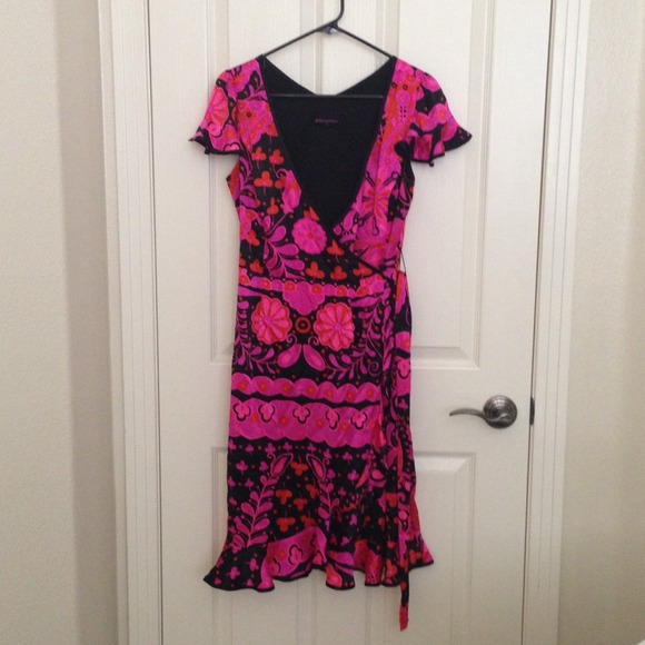 👛 SALE Betsey Johnson Paisley Print Wrap Dress 👛