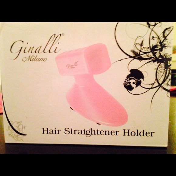 Hair straightener holder