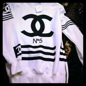 NWT chanel sweatshirt