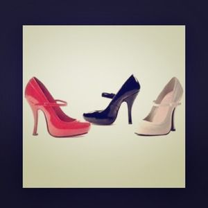 SPIRIT HALLOWEEN PATENT LEATHER MARY JANES