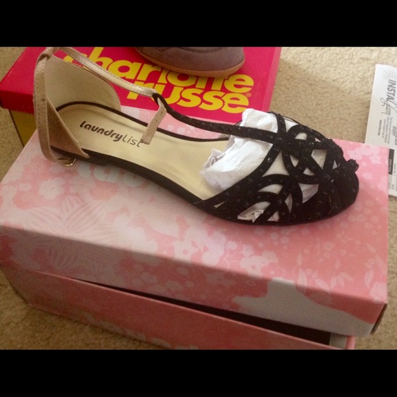 Black and cream flats
