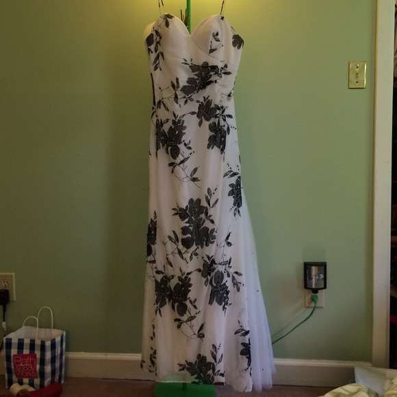 Mori Lee - Evening Gown - Size 5/6