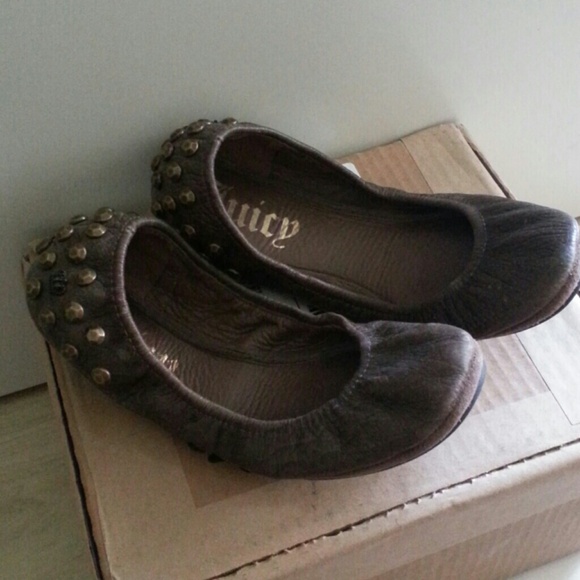 juicy couture brown folding flats