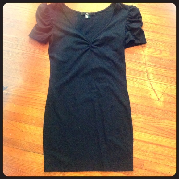 Black Forever 21 rouched shoulder dress