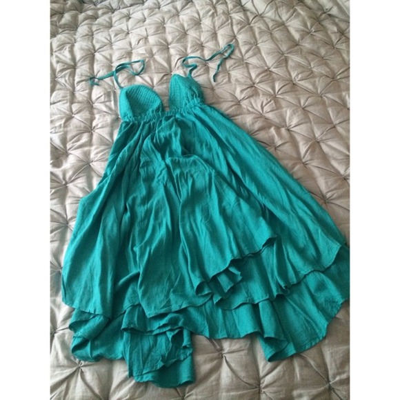 NWT Tiare Halter Dress, size S/M