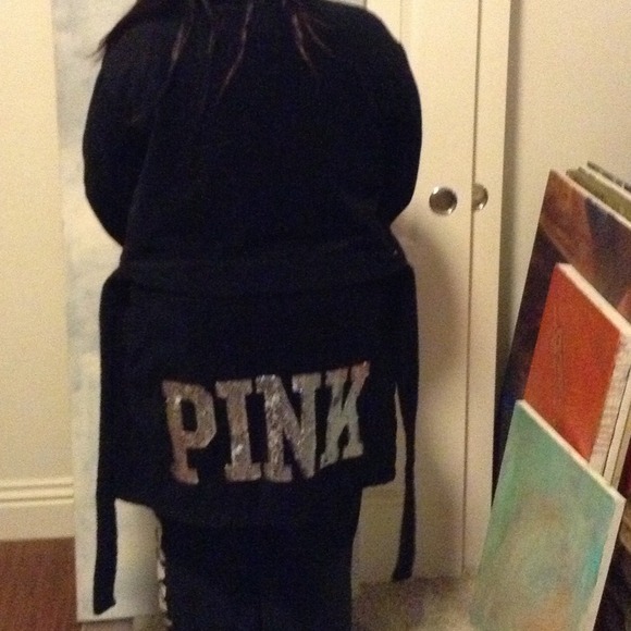 PINK Robe by Victorias Secret