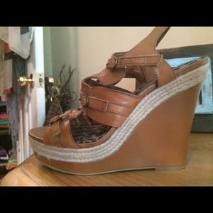 Jessica Simpson wedges