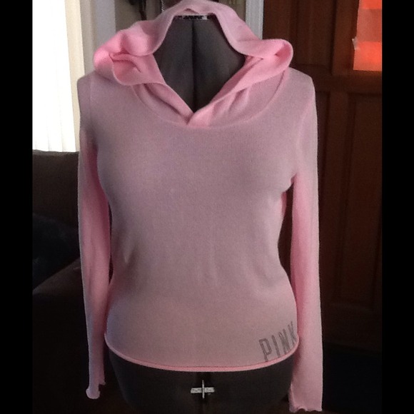 Victoria's Secret Top w/ a Free VS Dog