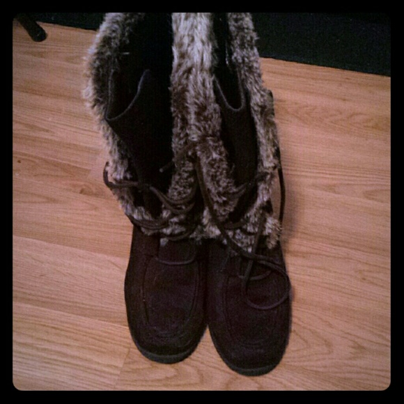 Brown boots