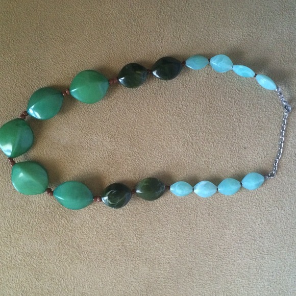 Necklace - Picture 2 of 2