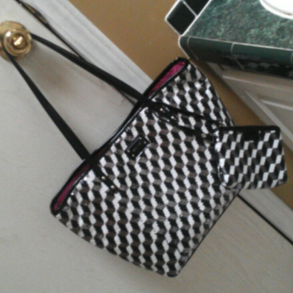 Nine West bag w/ wallet!!