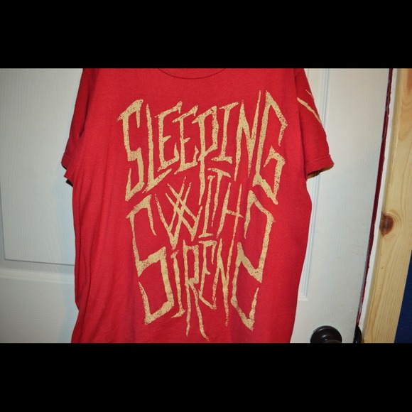 Sleeping With Sirens T-Shirt - Picture 1 of 2