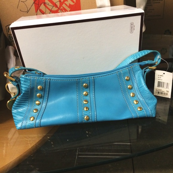 New blue Nine West purse