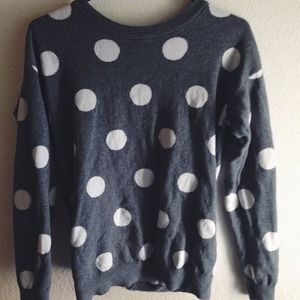 Polka dot sweater ☻