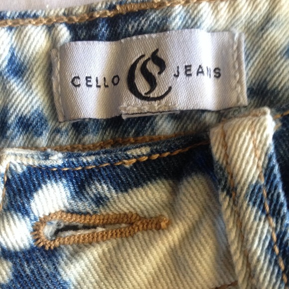 High waisted shorts - Picture 2 of 2