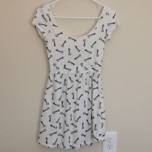 forever21 black and white key printed dress