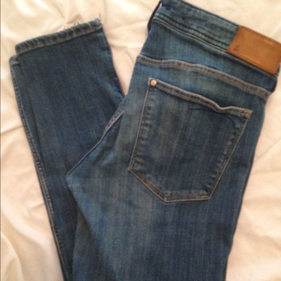 **SOLD on Vinted** H&M cropped ankle jeans
