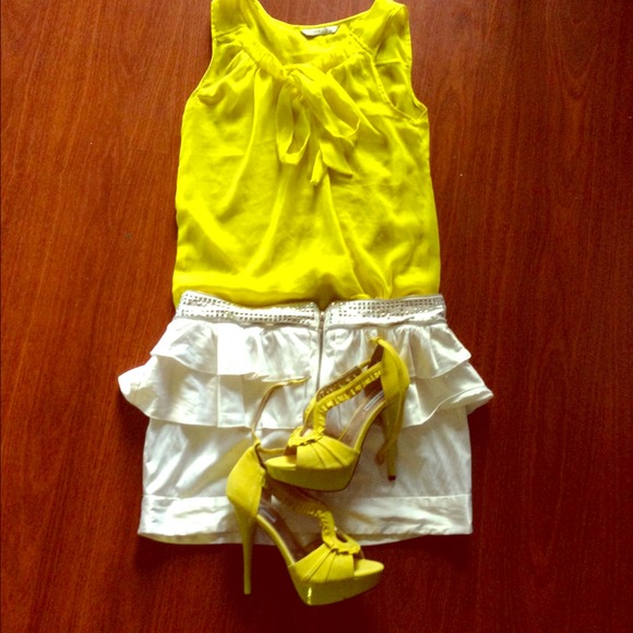 Cute white skirt and green top