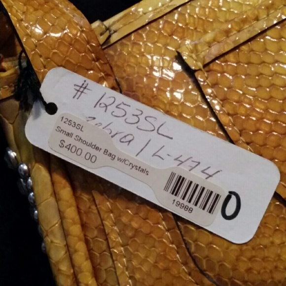 π΄Sold Locallyπ΄πHPπRaviani Leather/Zebra Bag - Picture 4 of 4