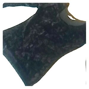 Black crushed velvet. Long sleeve top
