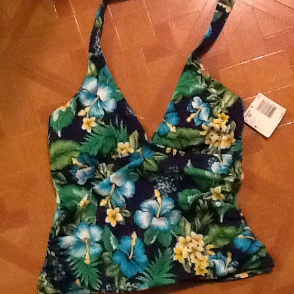 CLEARANCE ITEM Floral swim suit top