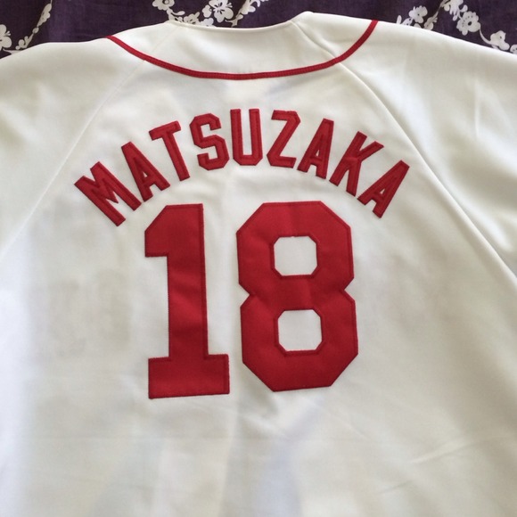 RED SOX Fan??? BNWT Red Sox Jerseys and shirts! - Picture 4 of 4