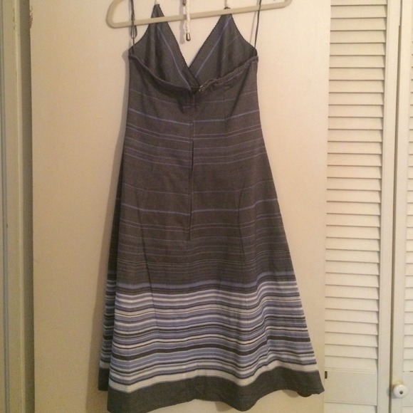 Tommy Bahama summer sundress! Perfect for July 4th - Picture 2 of 3