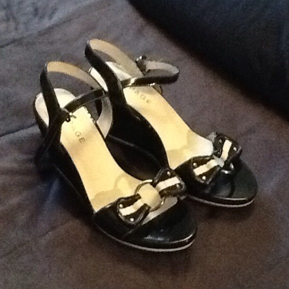 CLEARANCE ITEM Rampage Navy Blue Wedges